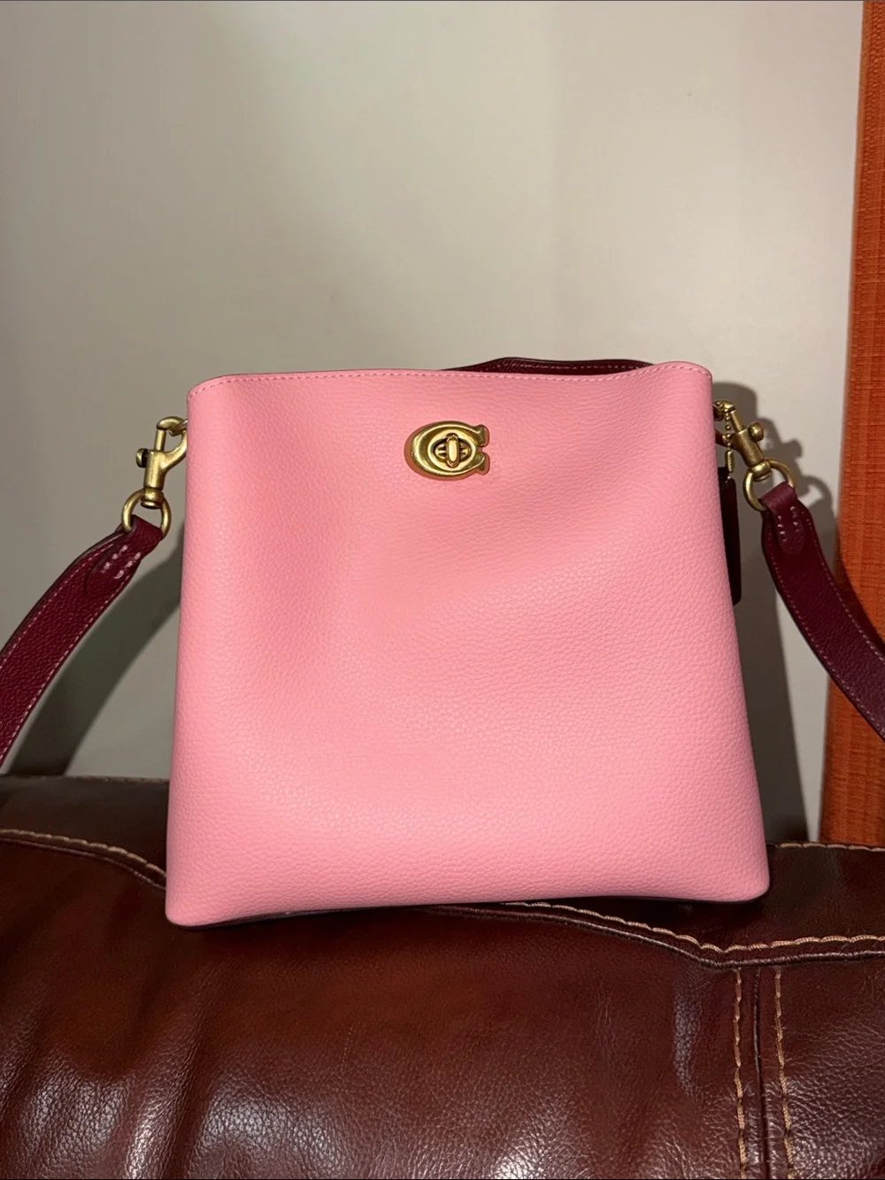 ‼️Coach Willow Bucket Bag Pink Leather Crossbody Bag